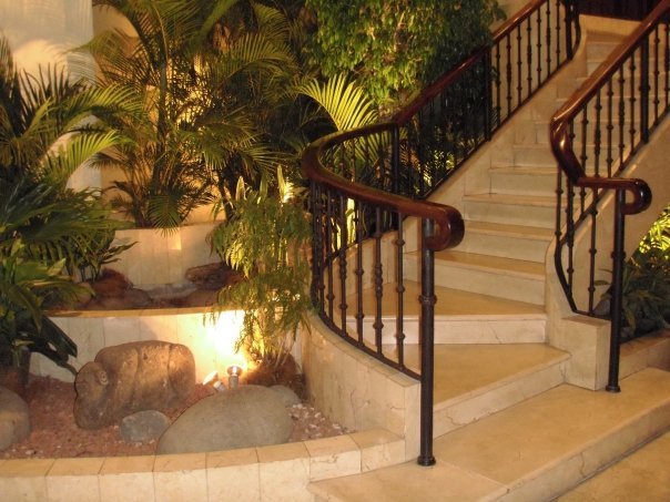 Hotel Presidente - Lobby stairs (2)