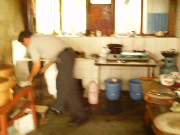 Cooking at Zhonghe Temple