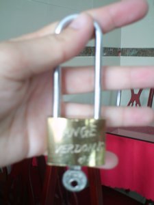 A lock to wish my family good luck
