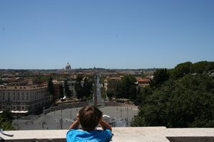 Andrew admiring view of Piazza del Popolo from Villa Borghese