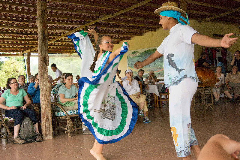 Ecuadorean Dancers