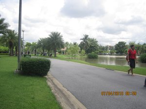 Mo Chit Park