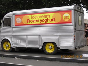 Frozen Yoghurt van