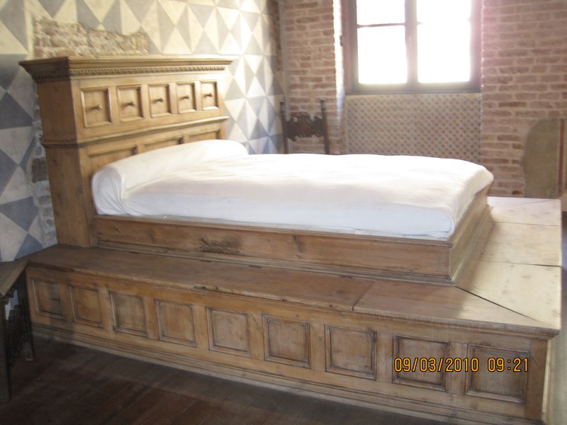 Juliet's bed