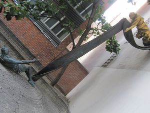 Wierd sculpture
