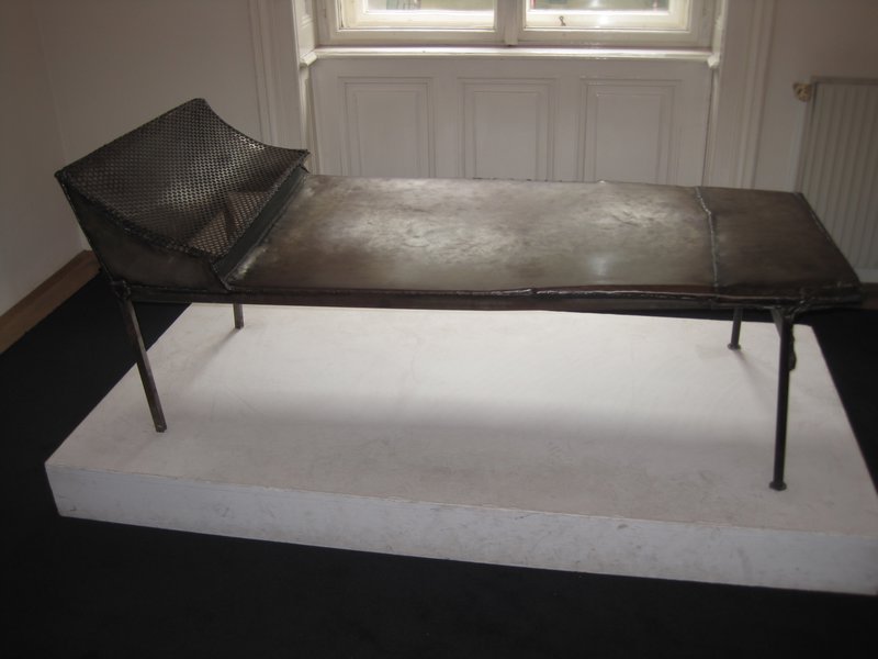 Freud's patients' bed