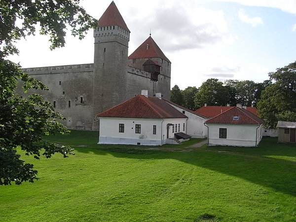 Kuressaare Castle 1-front side view