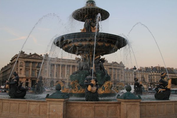 fountain at Place de la Concorde