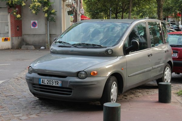 St Ouen - Fiat Multipla