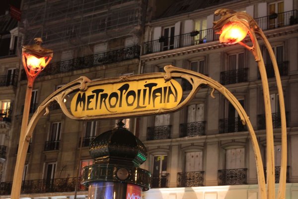 Metro at Place Clichy