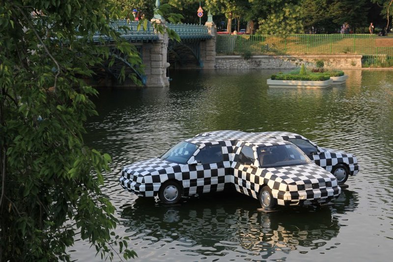 City Park floating cars!