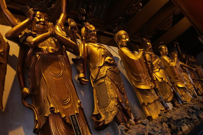 Jade Temple massed Buddhas