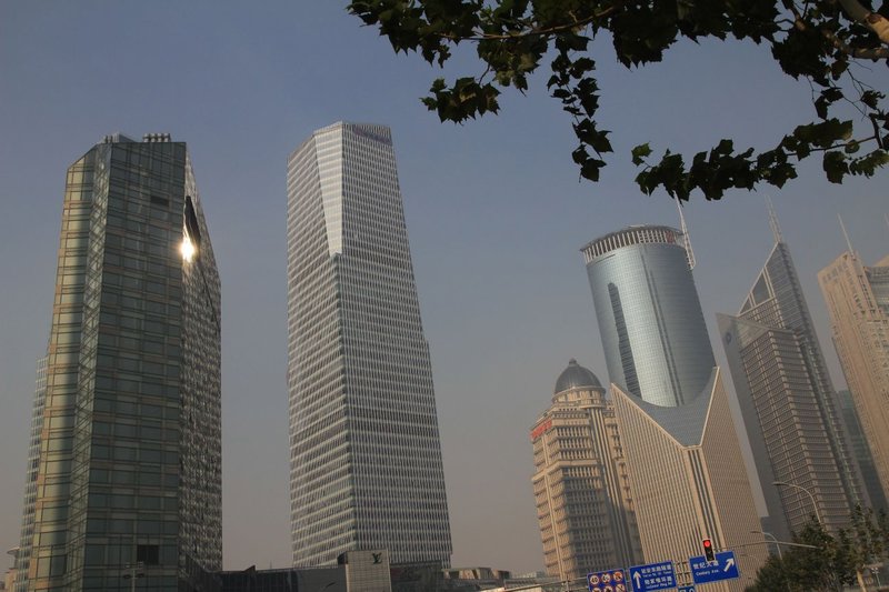 Pudong glass