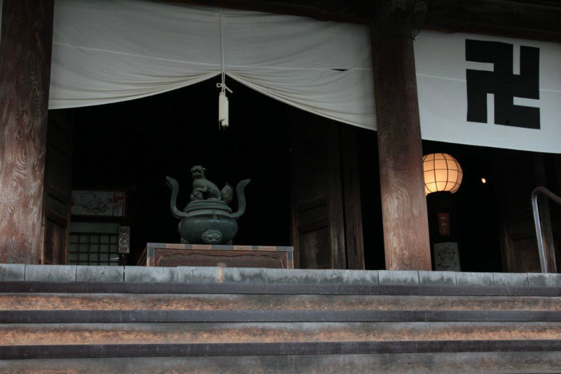 Zenko-ji Temple in Nagano