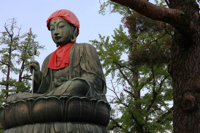 Zenko-ji temple guardian