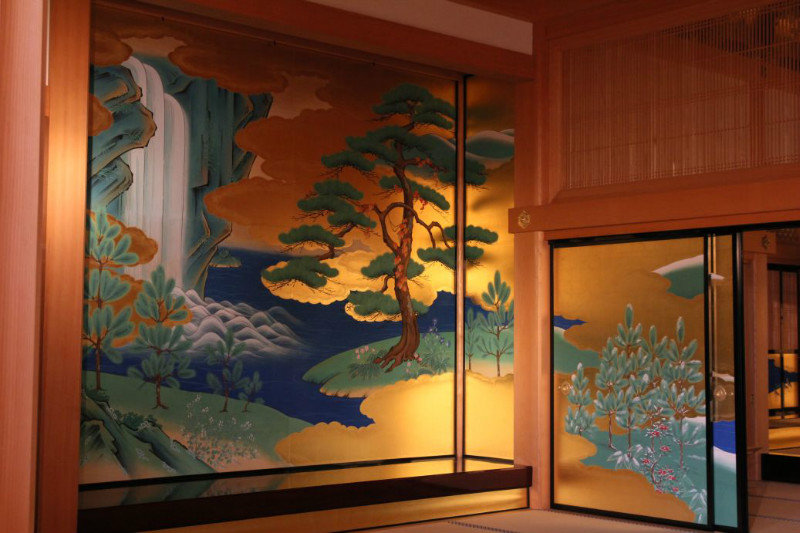 Kumamoto castle painted screens