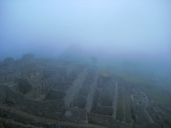 Machu Picchu im Morgennebel