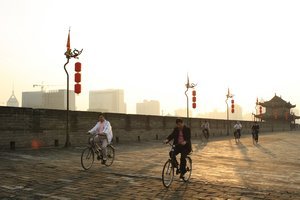Xi An, biking on city wall