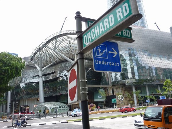 Singapore: Shopping in Orchard Road