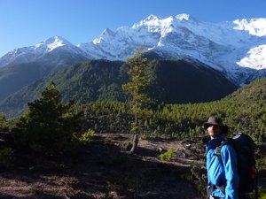 In the background: Annapurna II (7937m)
