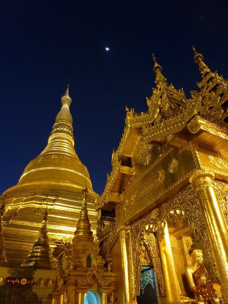 Schwedagon Pagoda at night