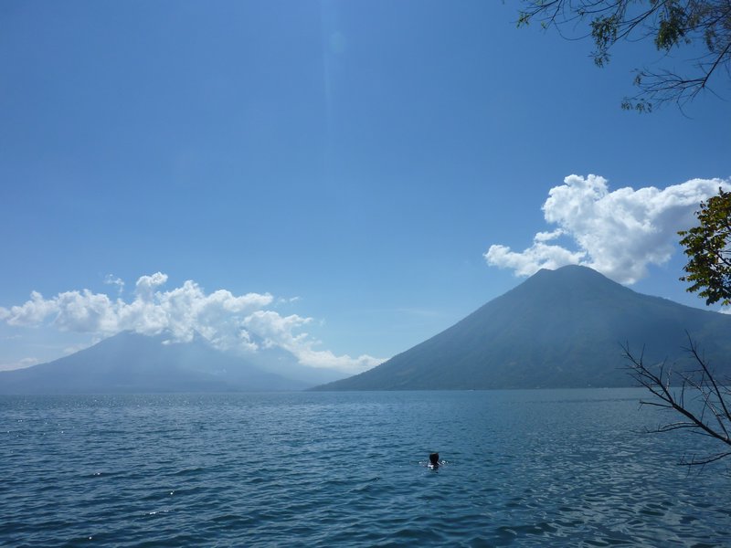 Lago de Atitlan - Swimming