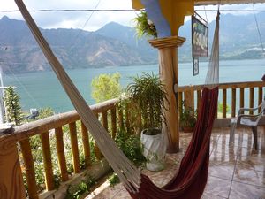 Lago Atitlan - Casa Lola Hostel