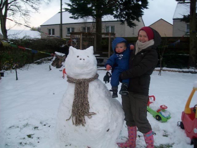 We made a snow pig!