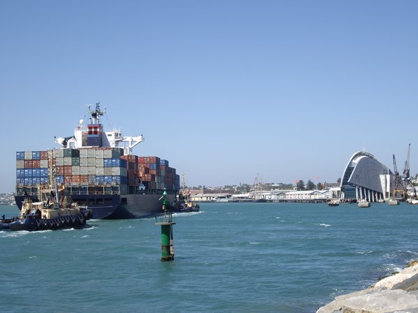Northern Victory coming into Fremantle