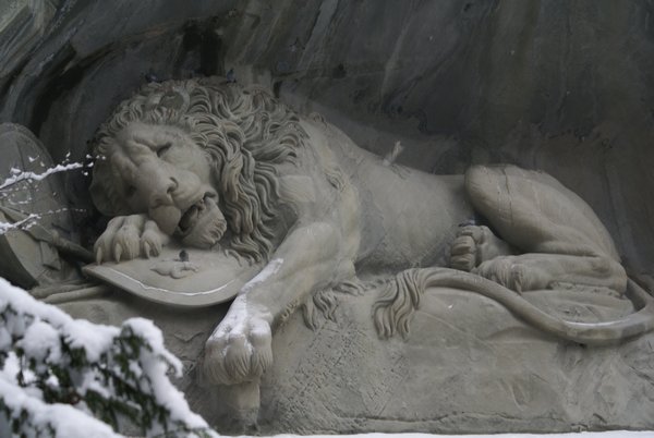 lion monument