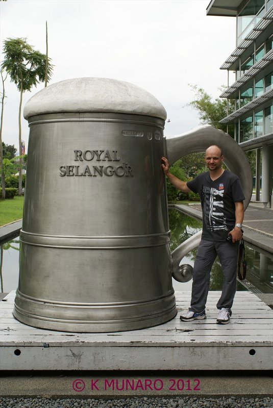 worlds largest pewter mug Photo