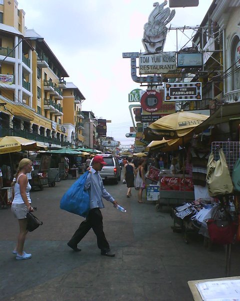 khao san by day