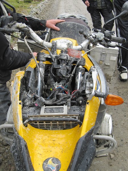 Remains of R1200GS