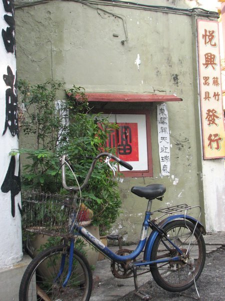 Bike in Chinatown