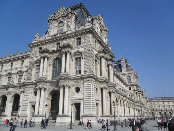 Louvre