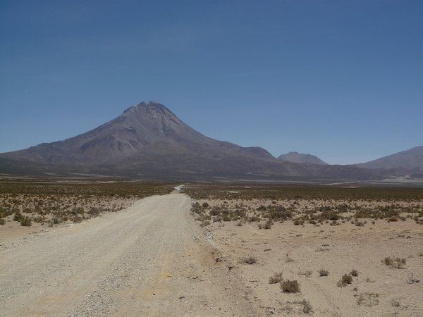 The road towards Coipasa