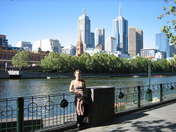 Melbourne on the River Side