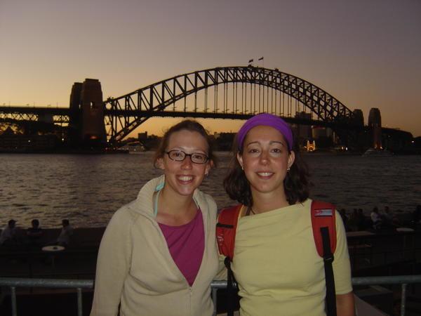 Sunset in front of the Harbour Bridge