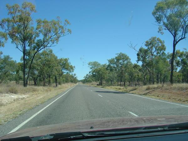 On the road to the Outback (Queensland)