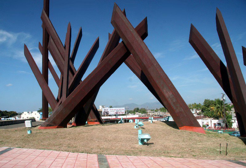 Machetes at the Plaza De La Revolucion