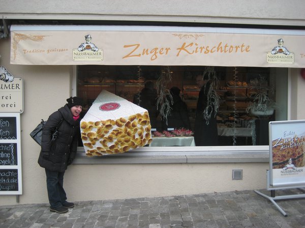 Zug_Zuger kirsch torte