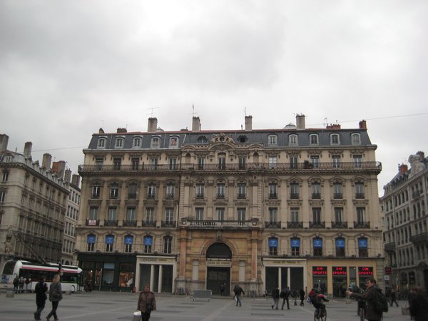 Lyon_square