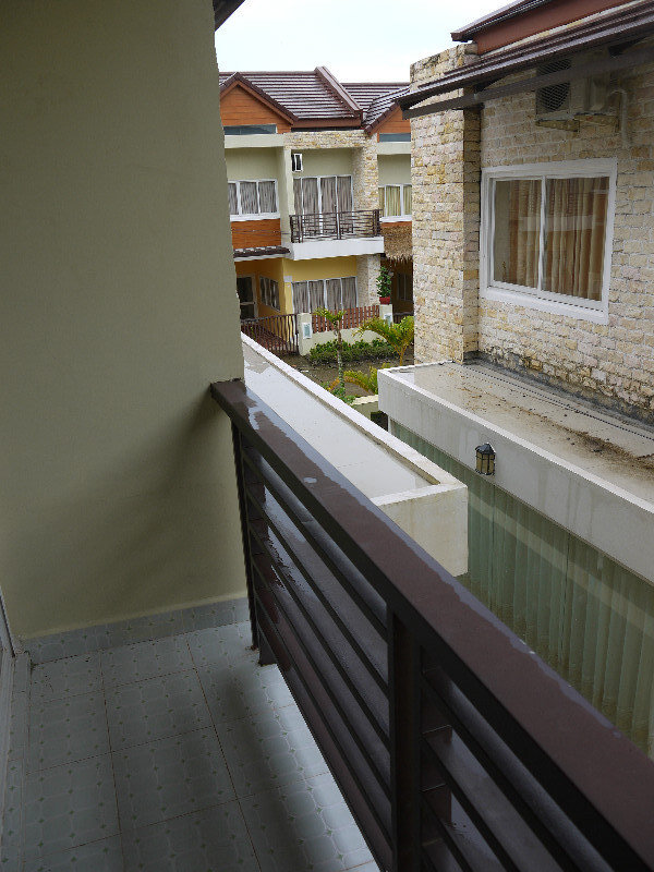 Side Balcony View