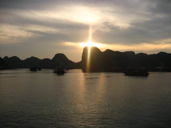 A beautiful sunrise to start our cruise of Ha Long Bayunrise