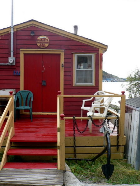 Another cute and bright cottage, St Johns - Newfoundland