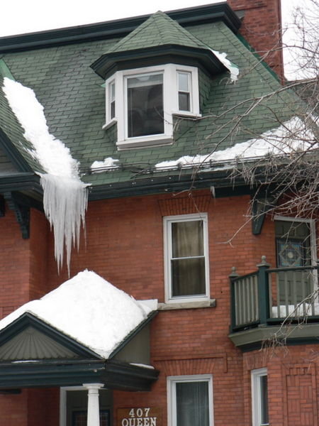 Big icicles, Ottawa