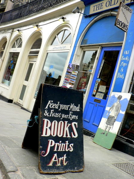 Book shop in Edinburgh