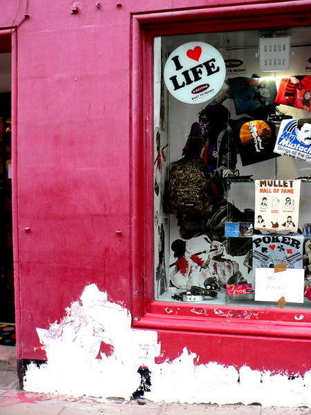Clothes shop in Edinburgh | Photo