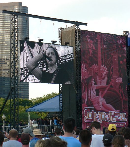 Lollapalooza stage - with the Racontoors