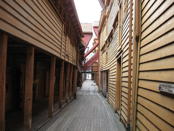 the alleyways of Bryggen 